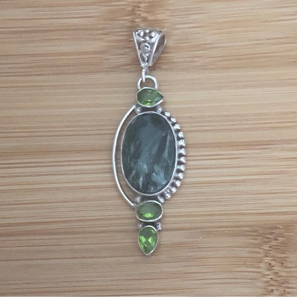 $62  Southwest Estate Pendant With Chain  Sterling   Marked Sterling Sweet & 925 - Picture 4 of 7